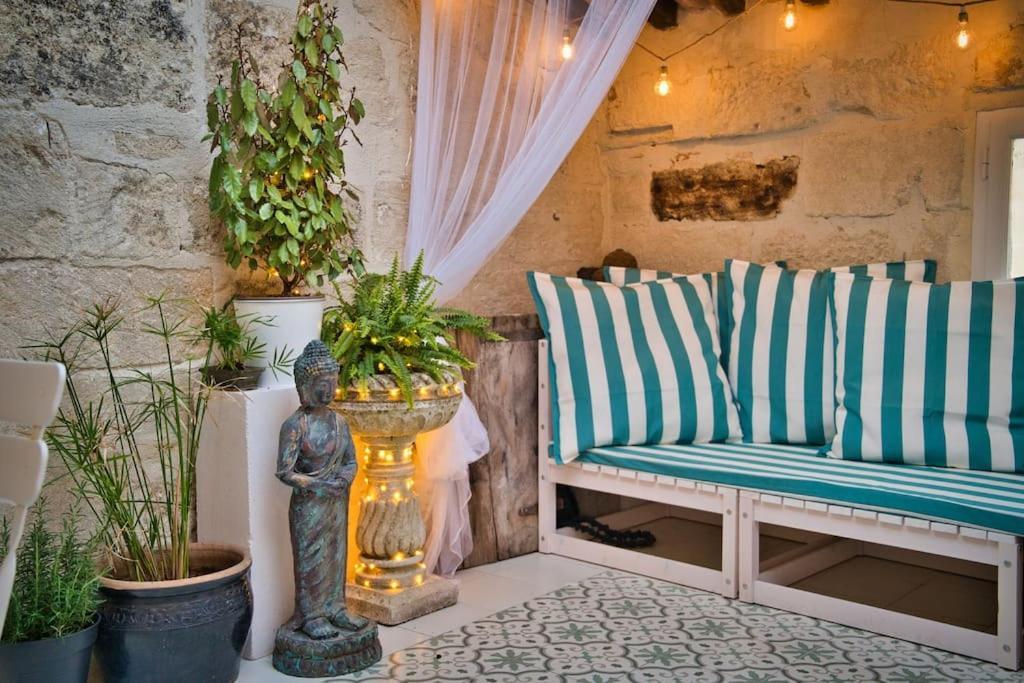Appartement-Terrasse Centre Historique Uzès Exterior foto